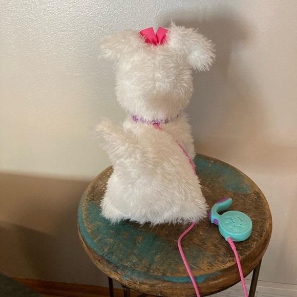 FurReal Friends Get Up and GoGo My Walking Pup - Picture 6 of 9